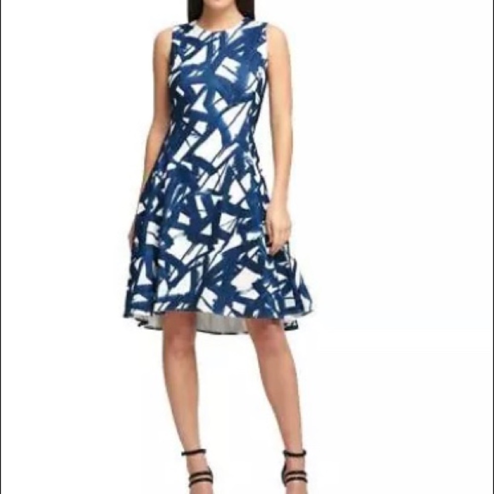 DKNY Blue Shades Print A Line-Fit & Flare. Size 4